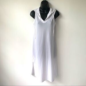 VINTAGE ADDRIENNE VITTADINI RETRO HOODED COVERUP
